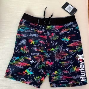 Hurley boys swim trunks new with tags. Size 10.